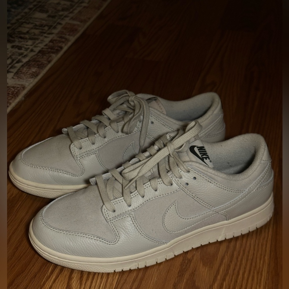 Cream Nike Dunks